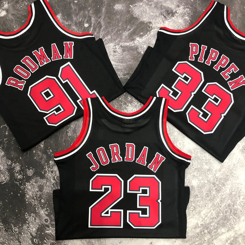 Regata Swingman Chicago Bulls Mitchell & Ness Hardwood Classics 1997/98 Preta