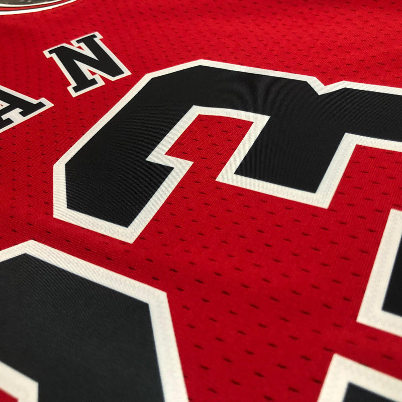 Regata Swingman Chicago Bulls Mitchell & Ness Hardwood Classics 1997/98 Vermelha