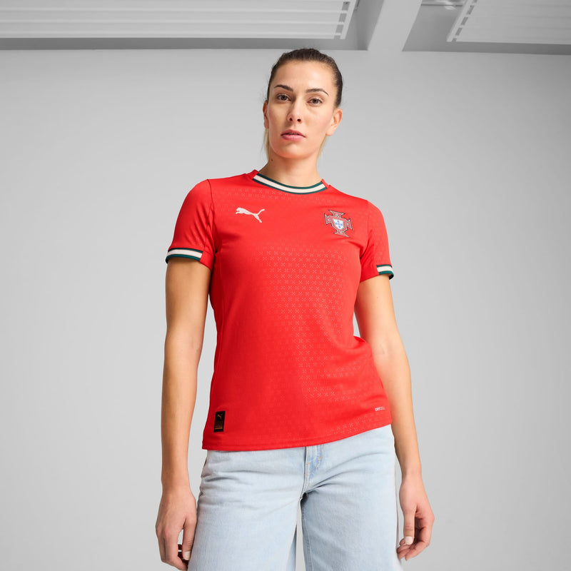Camisola Feminina Seleção Portugal vermelha principal 2025 - PUMA
