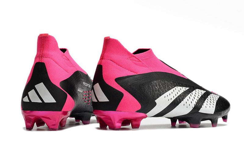 Chuteira Campo Adidas Predator Accuracy+ FG Rosa e Preto "Own You Football Pack"