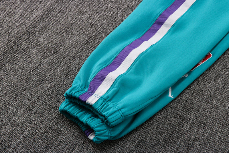 Conjunto Nike NBA Therma Flex Charlotte Hornets 21/22