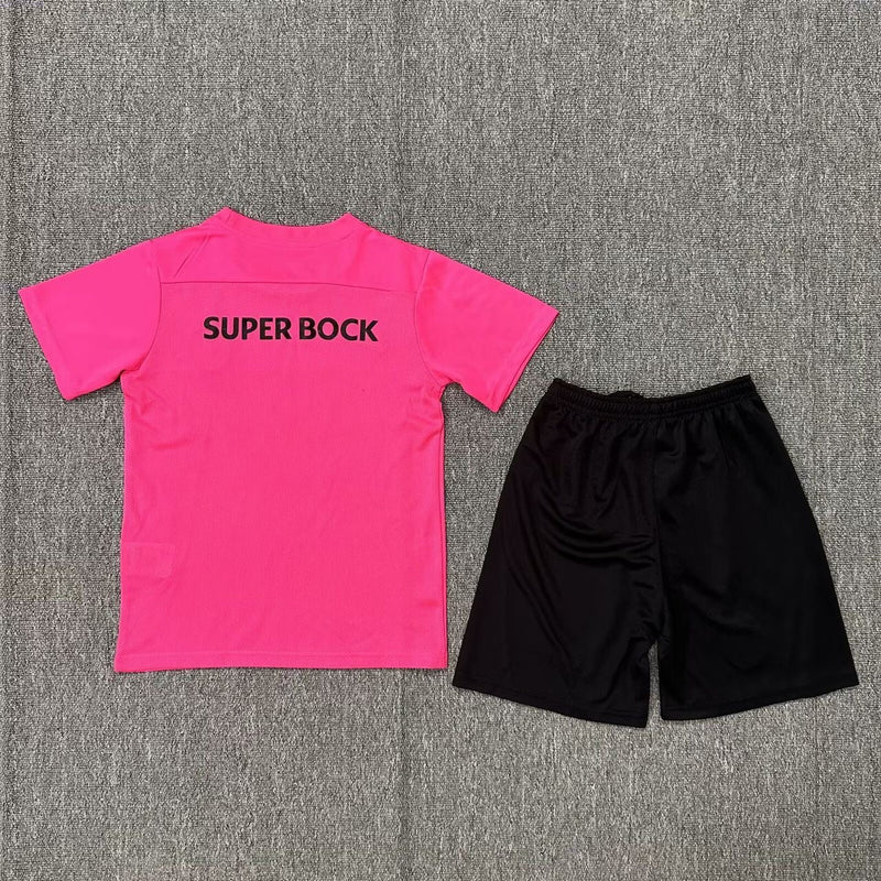 Conjunto infantil COM MEIAS OCTUBER PINK 2024/25 - rosa