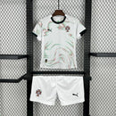 Conjunto infantil Seleção Portugal branco alternativo 2025 - PUMA