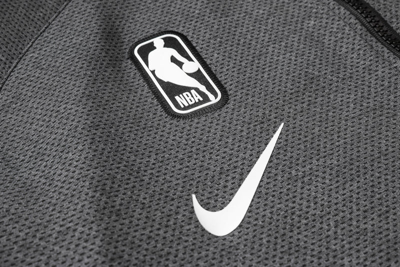 Conjunto Nike NBA Therma Flex New York Knicks Preto Treino